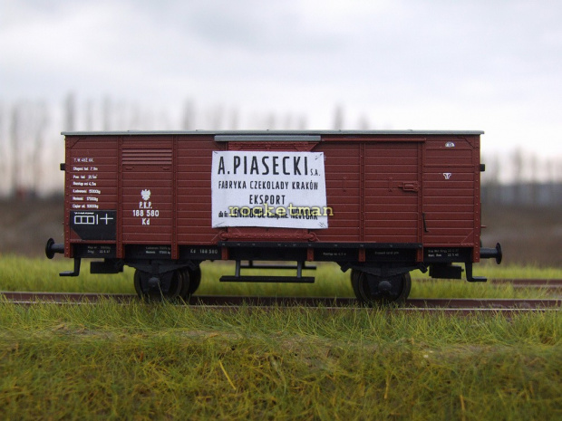 Model wagonu towarowego krytego P.K.P. z reklamą fabryki czekolady A.Piasecki KRAKÓW. Skala 1:87 H0. Epoka II. Konwersja rocketman. #PKP #wagon #towarowy H0