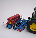 e9b08b5d7d477615m.jpg